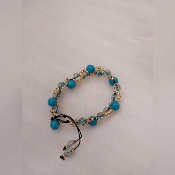 Blue and Gold Glass Bead Bracelet - Picture 2 of 2